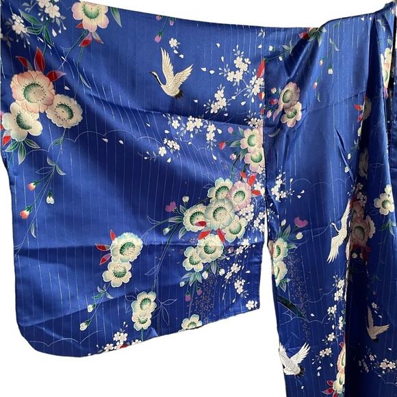 Traditional lightweight long blue shimmer Japanese Kimono Robe OS - Picture 4 of 11